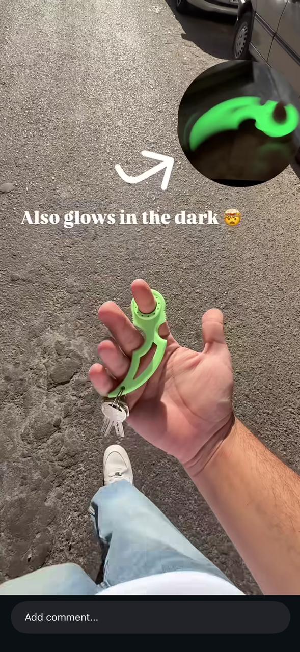 Spinner Keychain Karambit