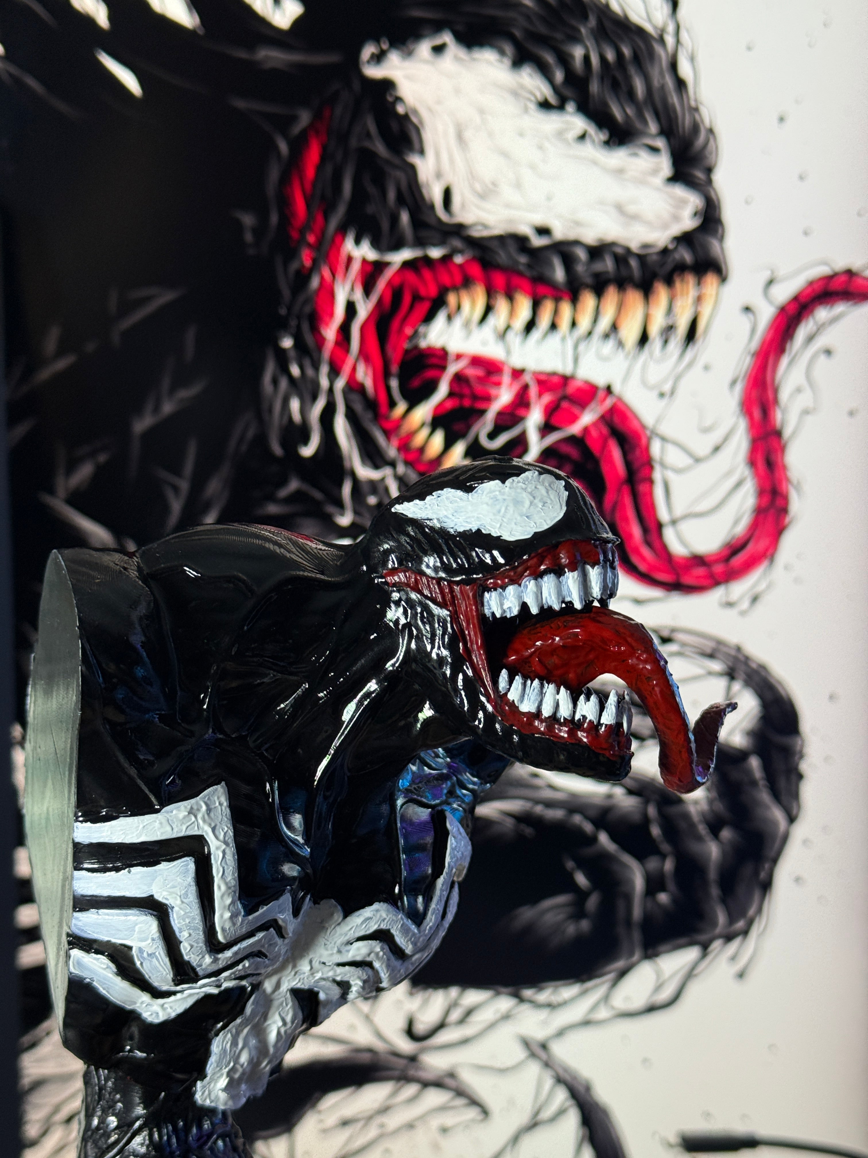 venom bust figure