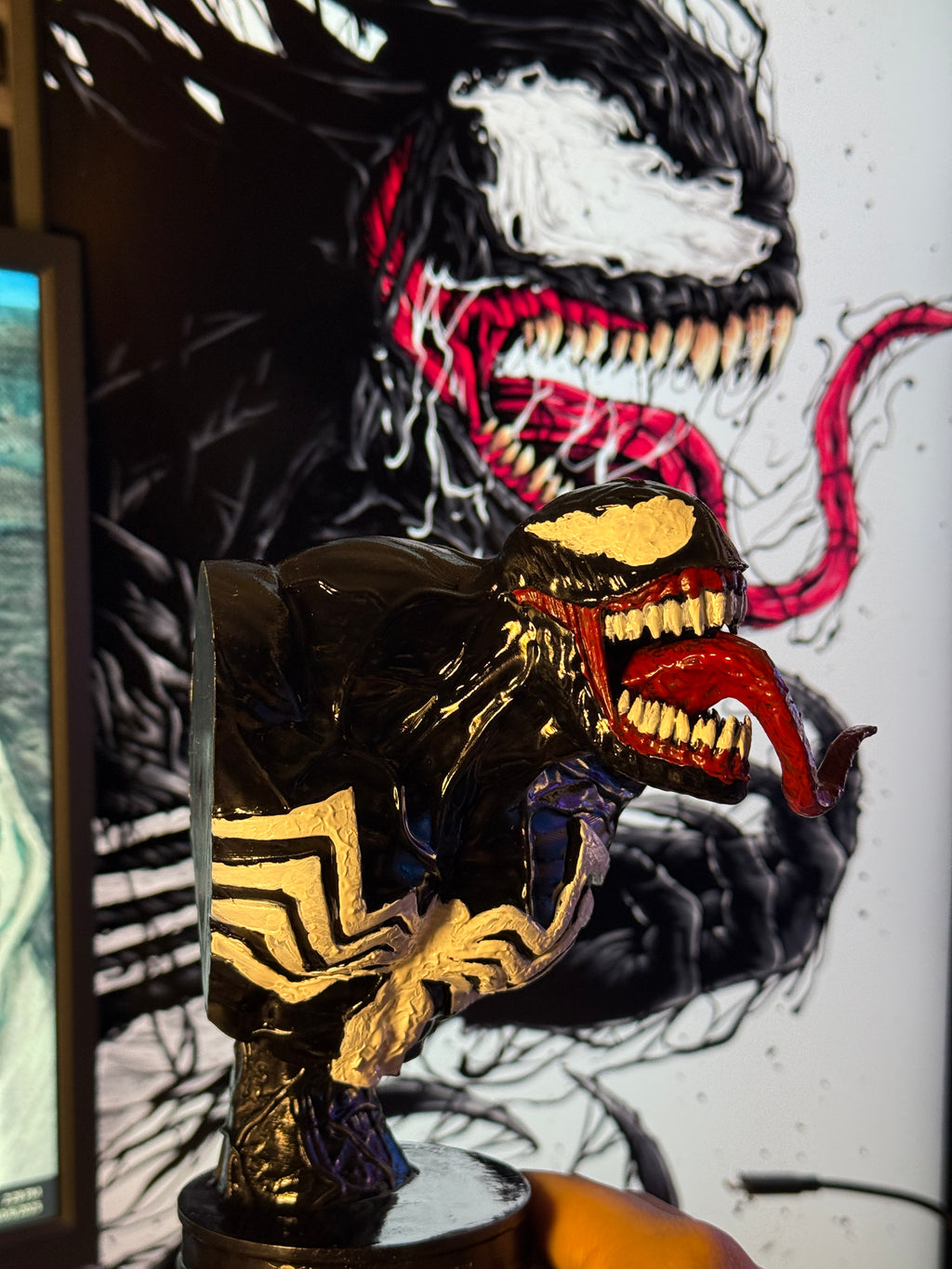 Venom Bust