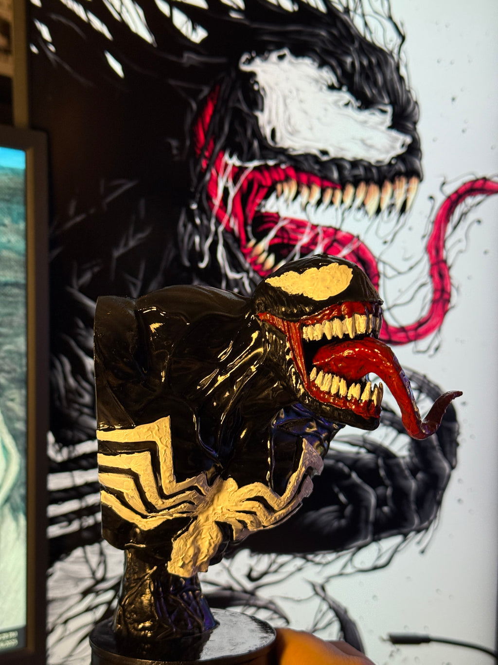 Venom Bust