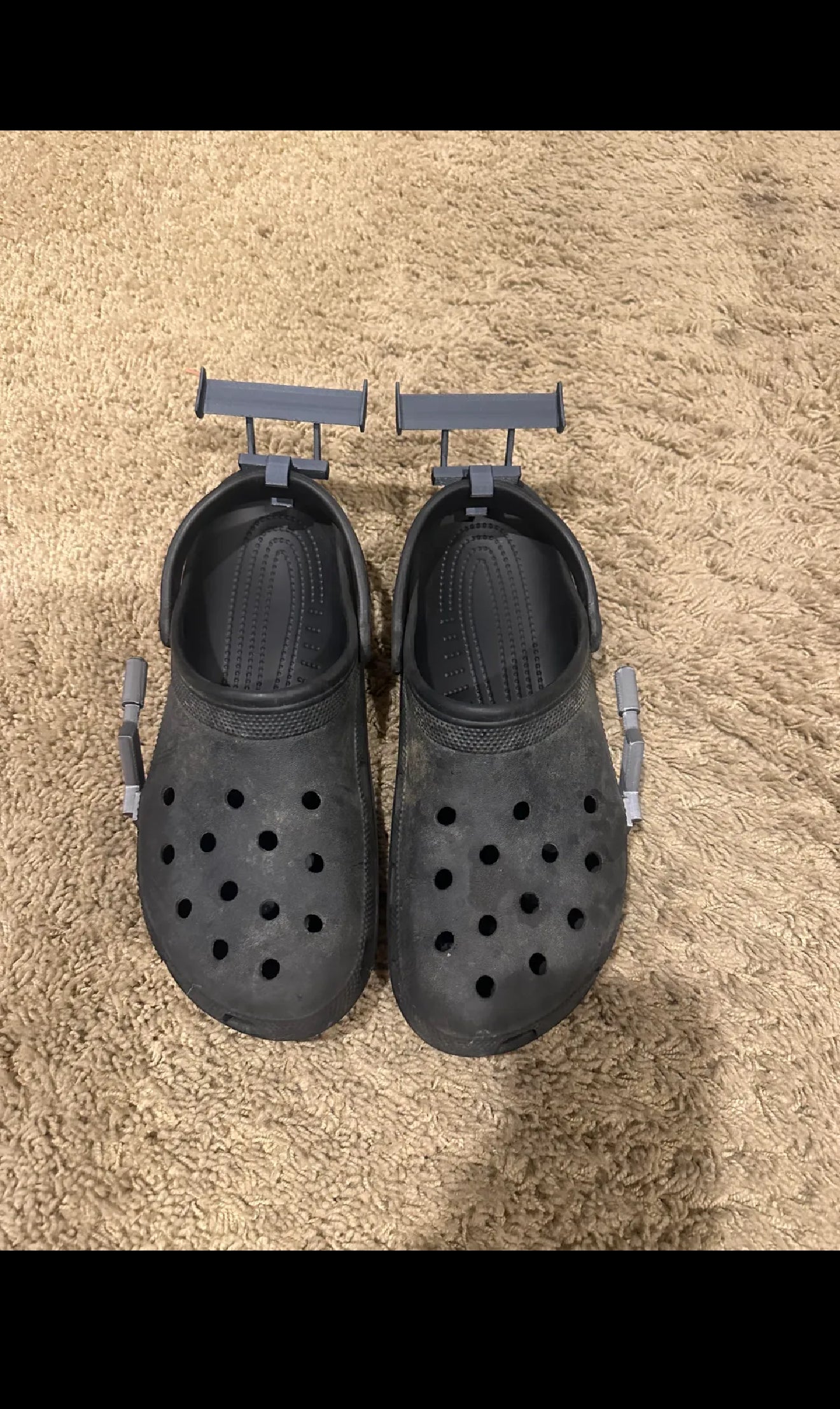 Exhaust crocs charm
