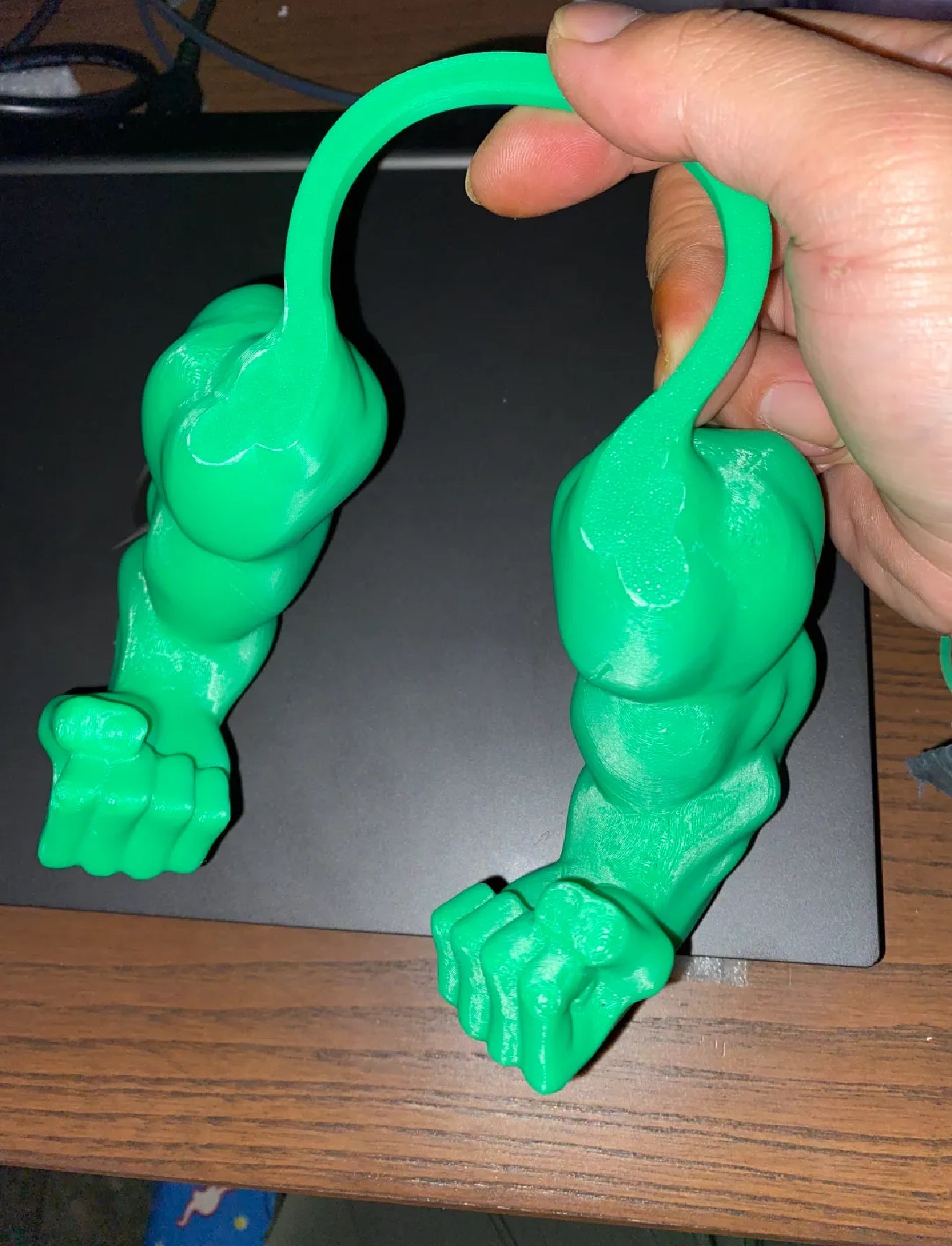 cat hulk necklace arms