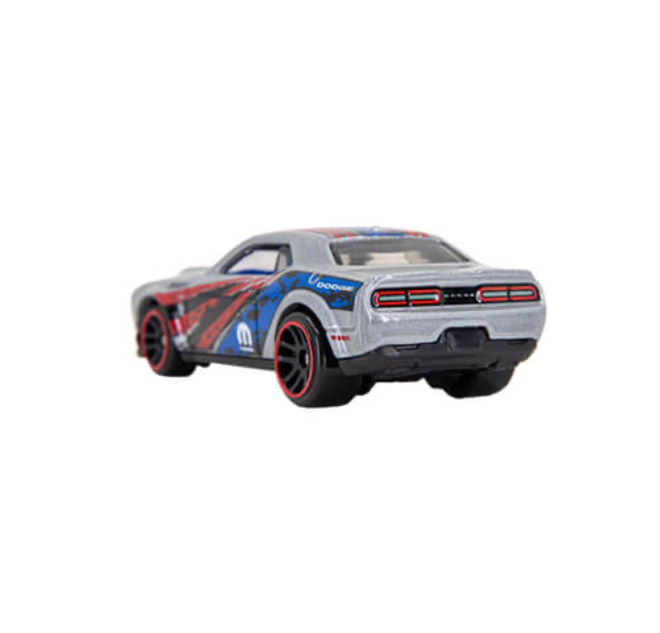 Hot Wheels Stars & Stripes: 2018 Dodge Challenger SRT Demon (3/5)