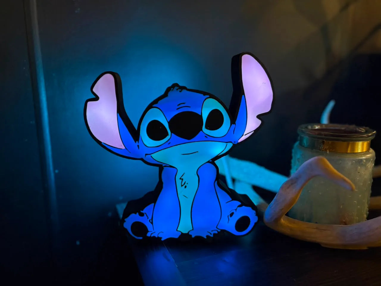 Stitch light box