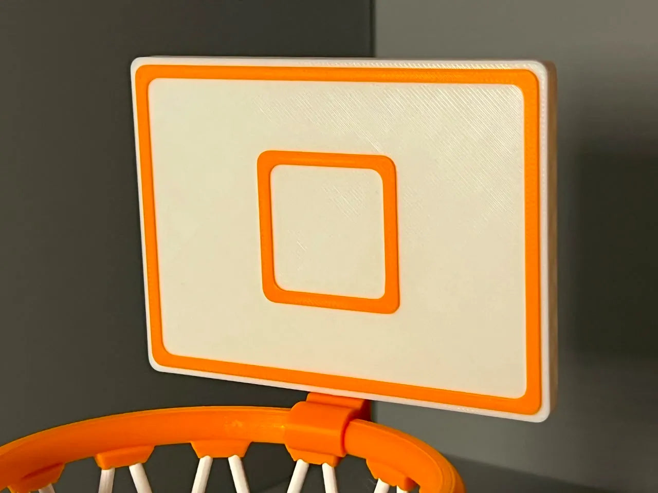 Basketball trash bin