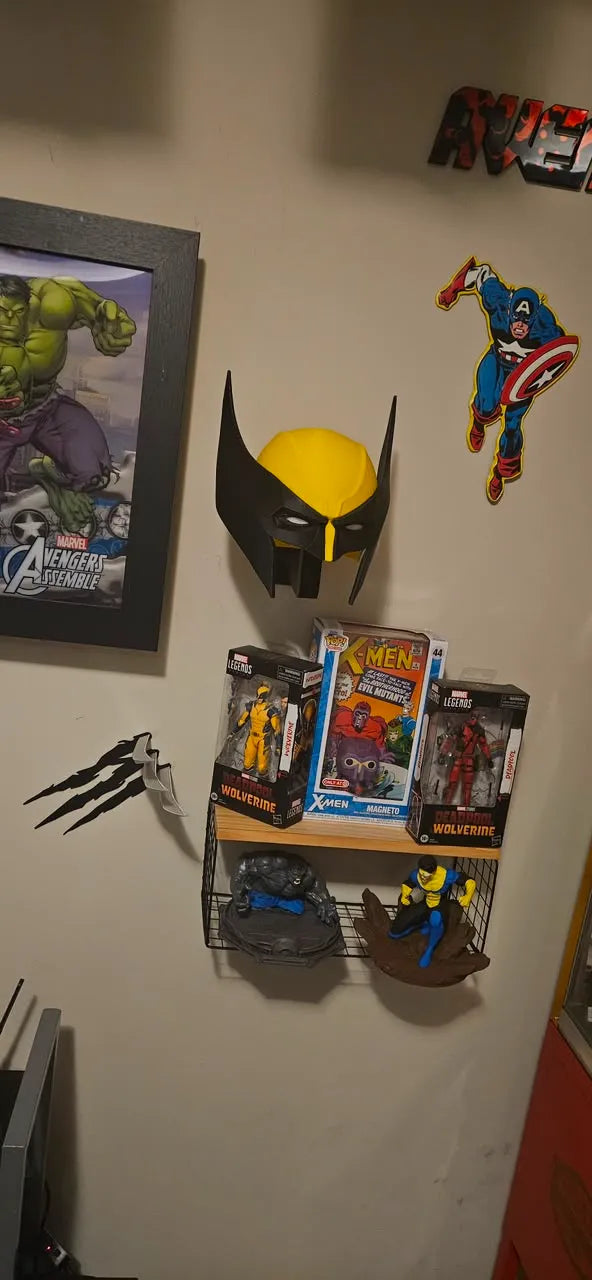 Wolverine claws wall mount art