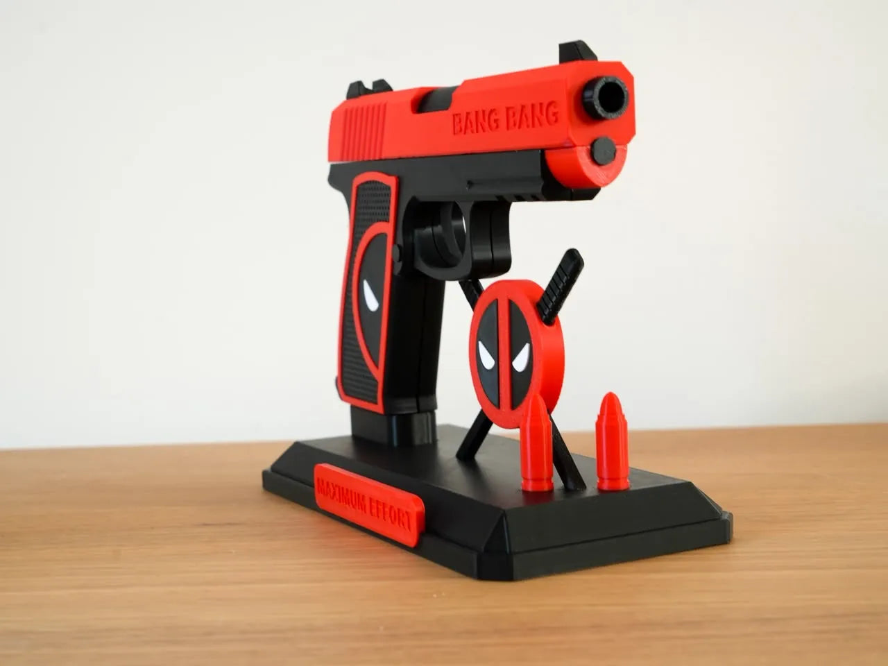 Deadpool pistol with base