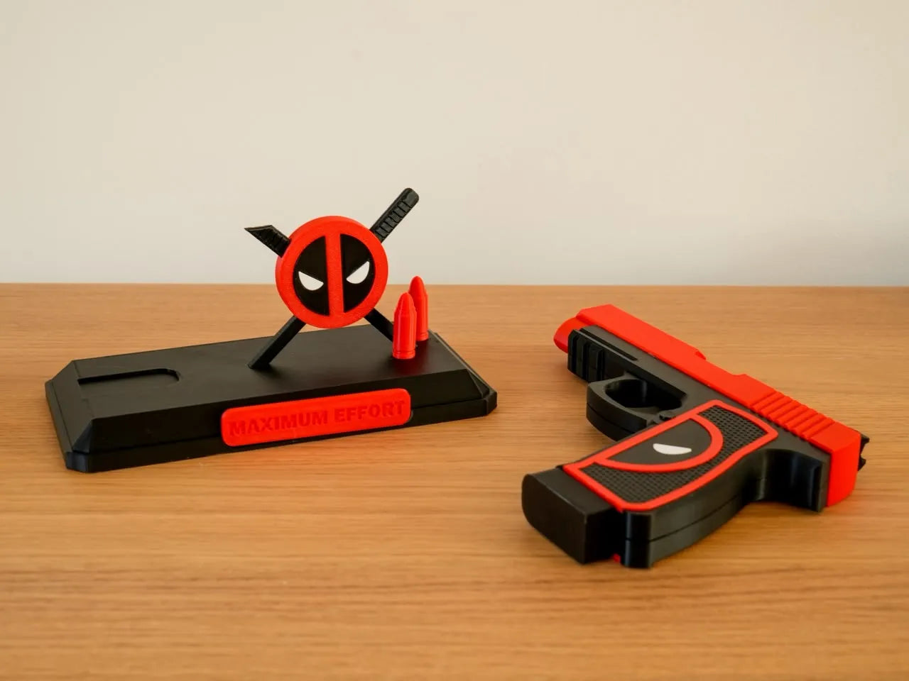 Deadpool pistol with base