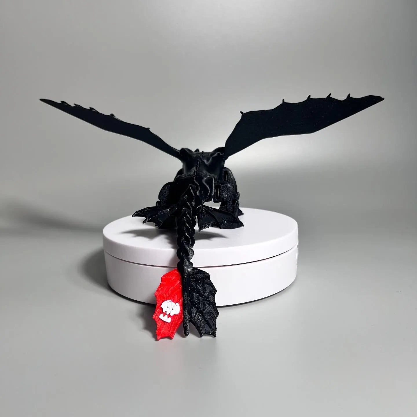 Toothless / light fury flexi articulate dragon
