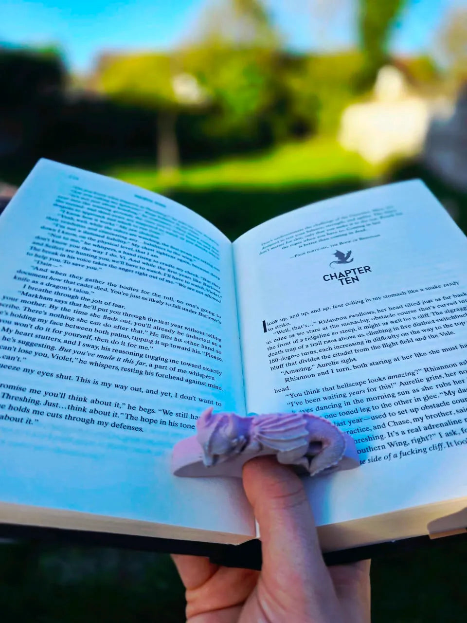 Sleeping baby dragon page holder