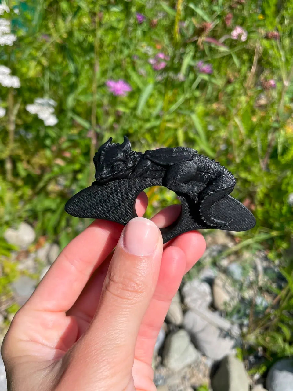 Sleeping baby dragon page holder