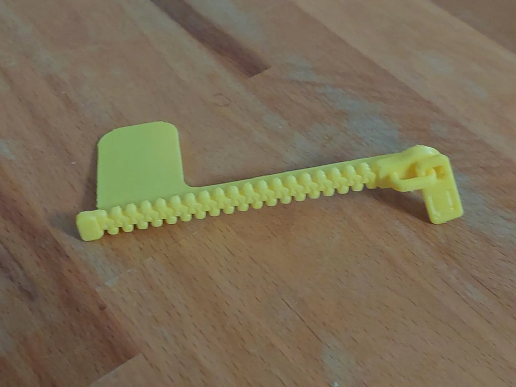 Zipper bookmark