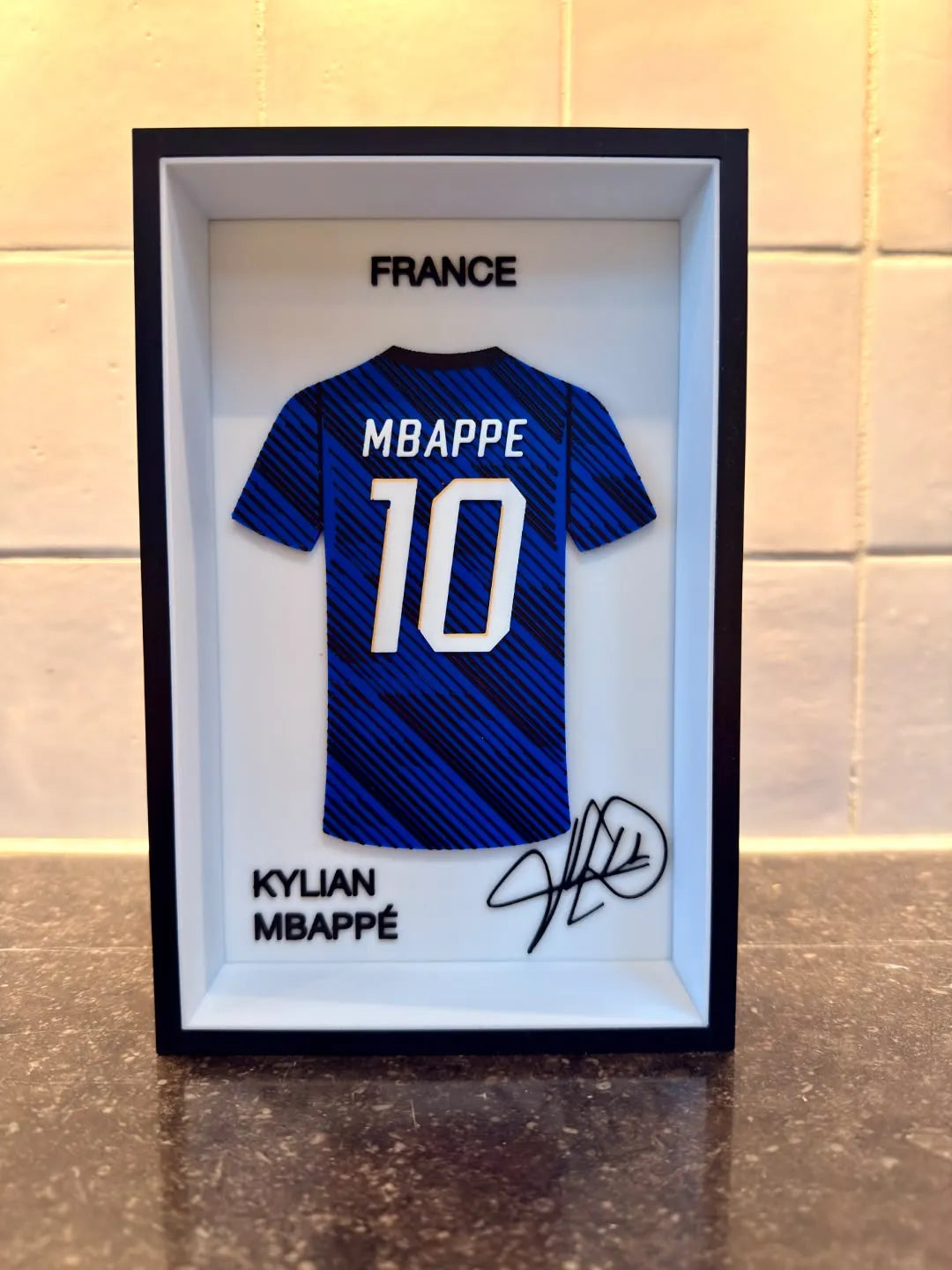 Kylian Mbappé - France - Jersey Frame