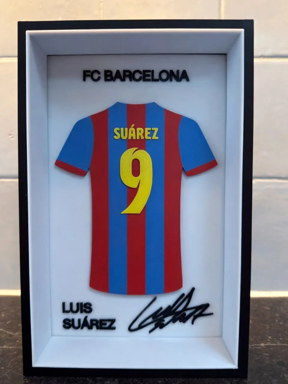 Luis Suárez - FC Barcelona - Jersey Frame