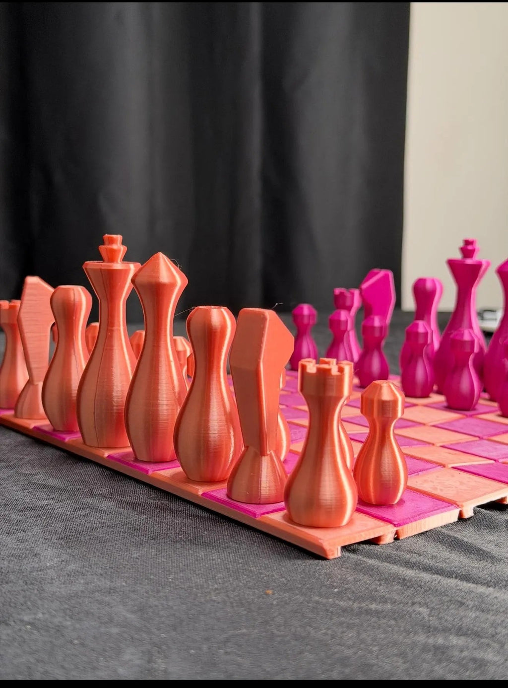 Foldable chess set