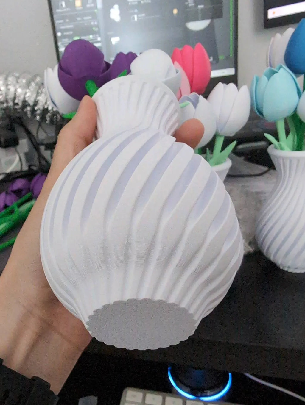 Flower Vase - Spring Twist