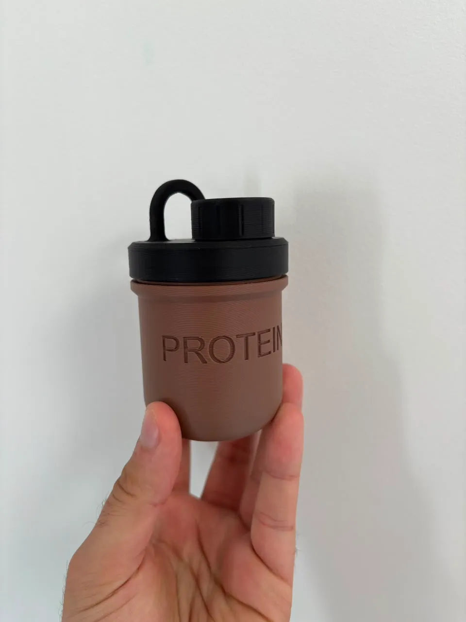 Protein holder shaker