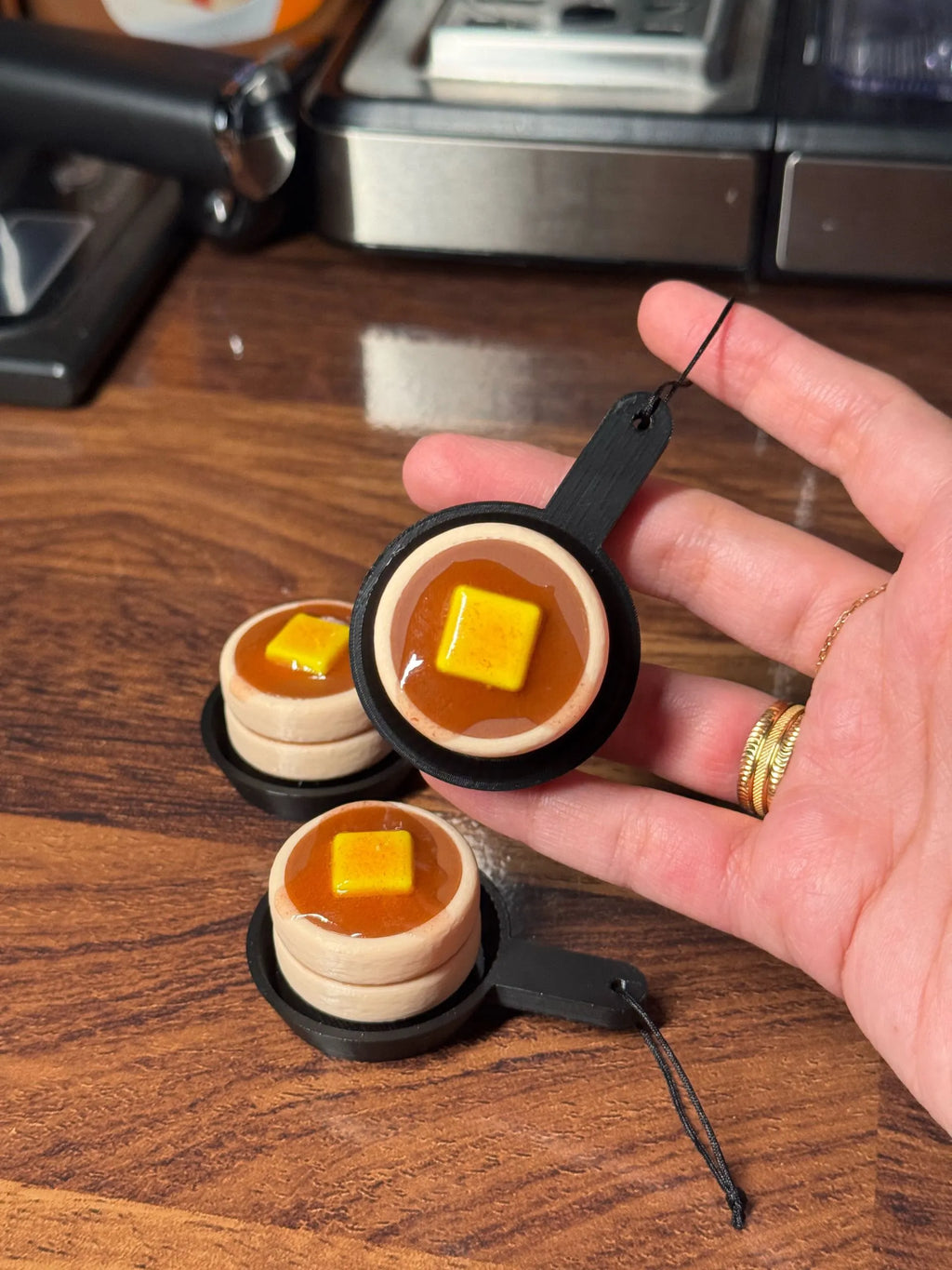 Pancake fidget clicker keychain