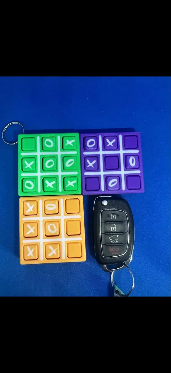 Mini tic tac toe xo keychain