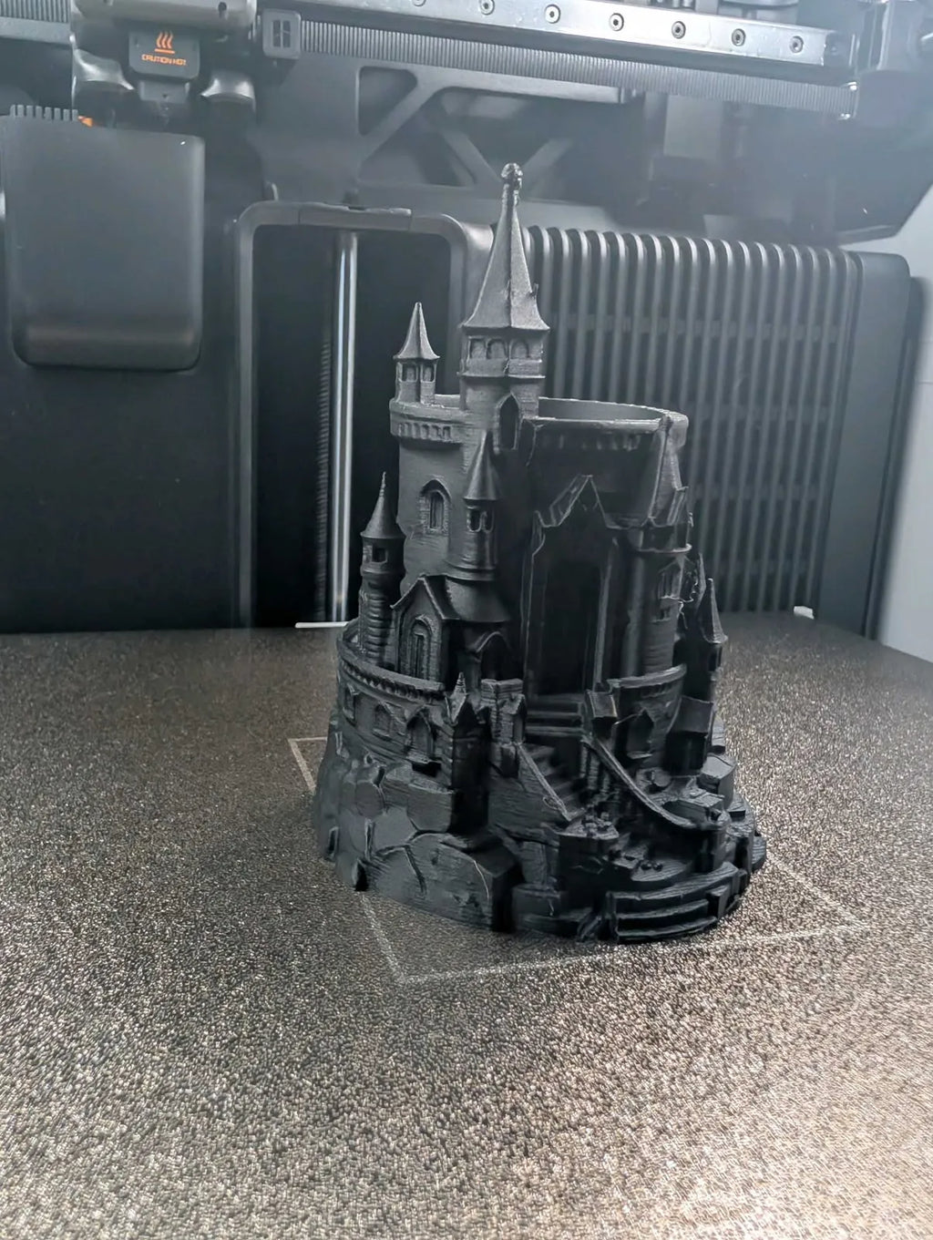 Hogwarts castle pen holder