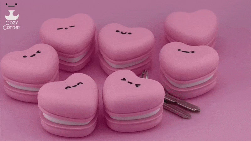 Macaroon heart clicker (comes with a random face )