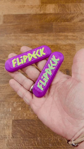 Flipdeck magnetic fidget