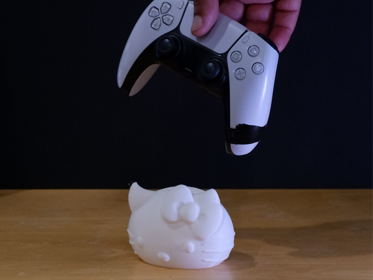 hello kitty controller holder for ps5
