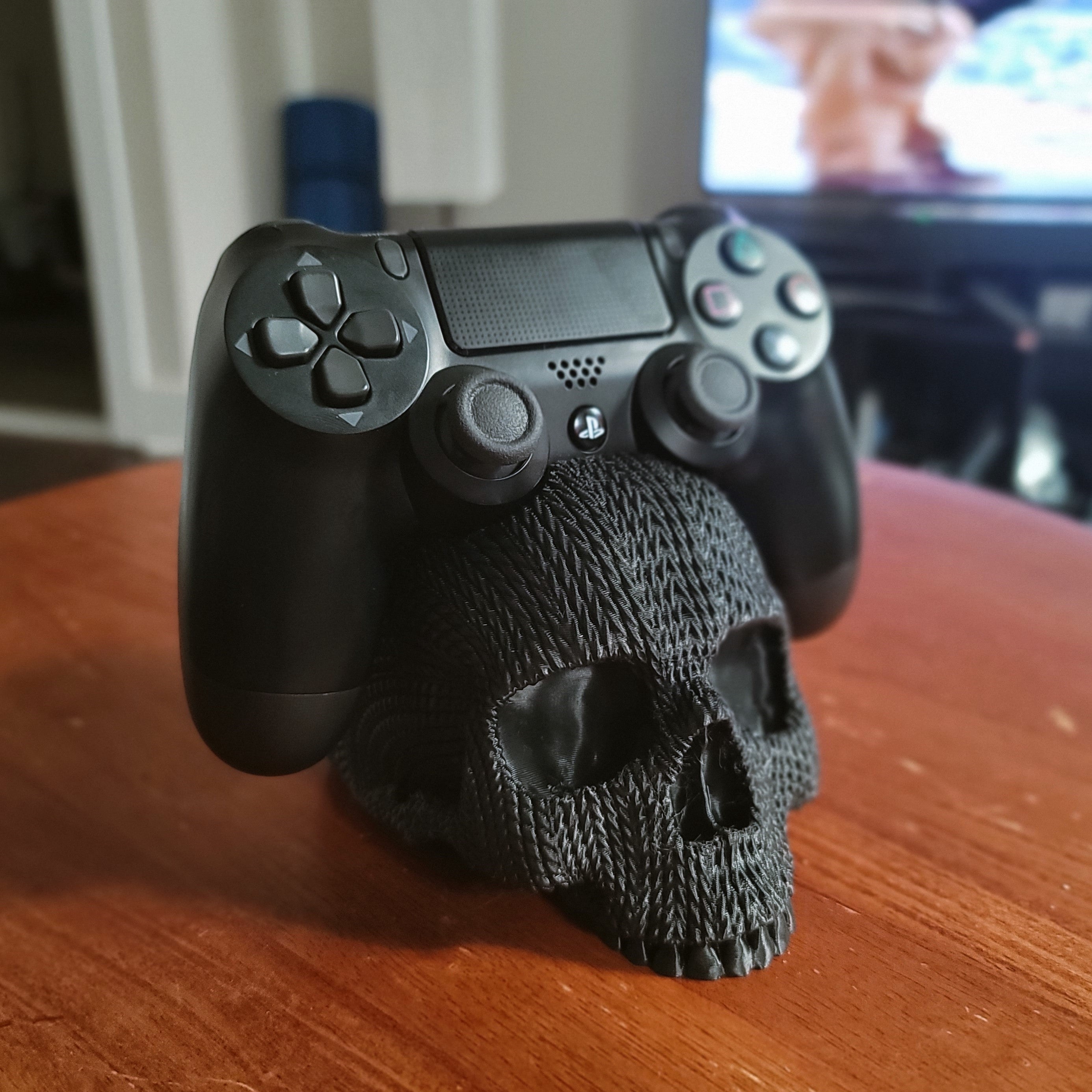 skull ps4 controller holder