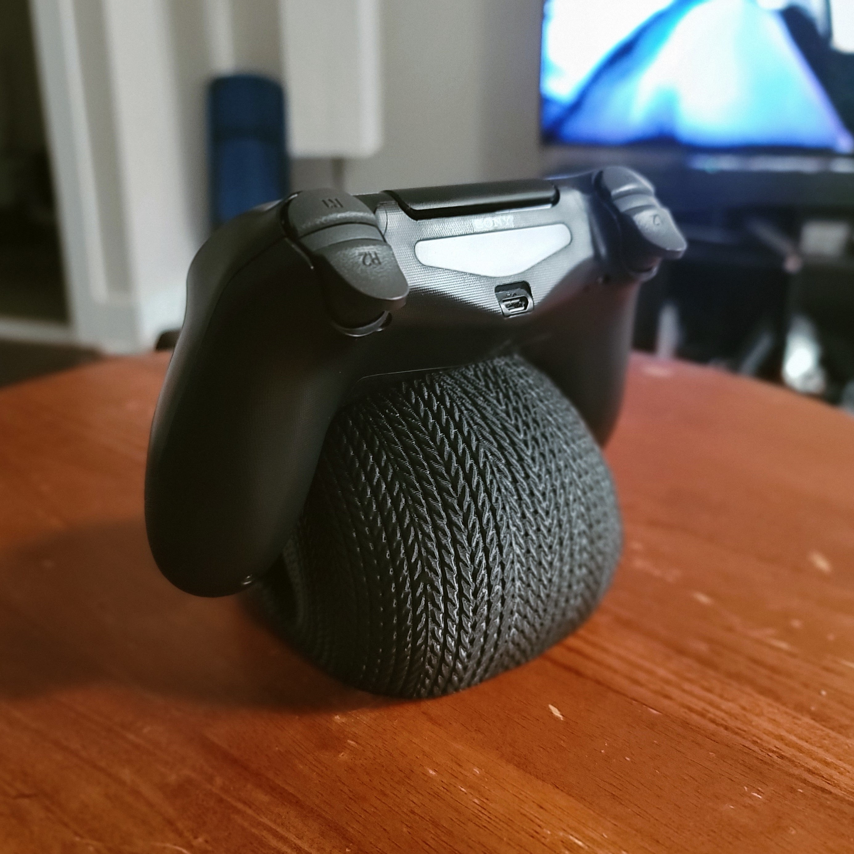 skull ps4 controller holder