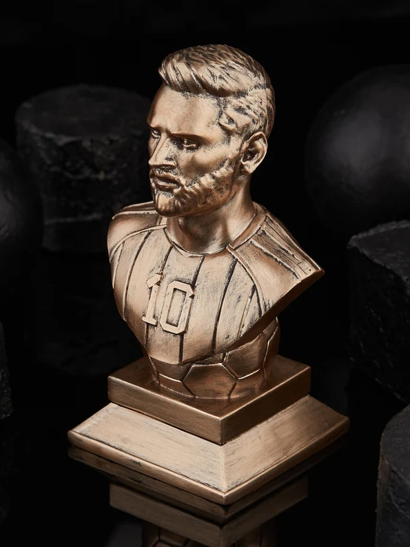 messi bust