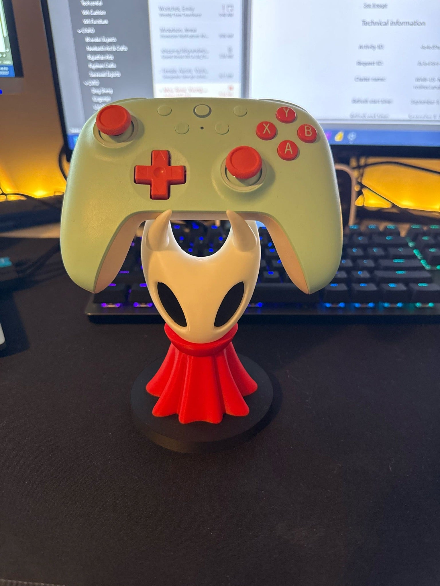 Silk Song PS5 Controller Holder
