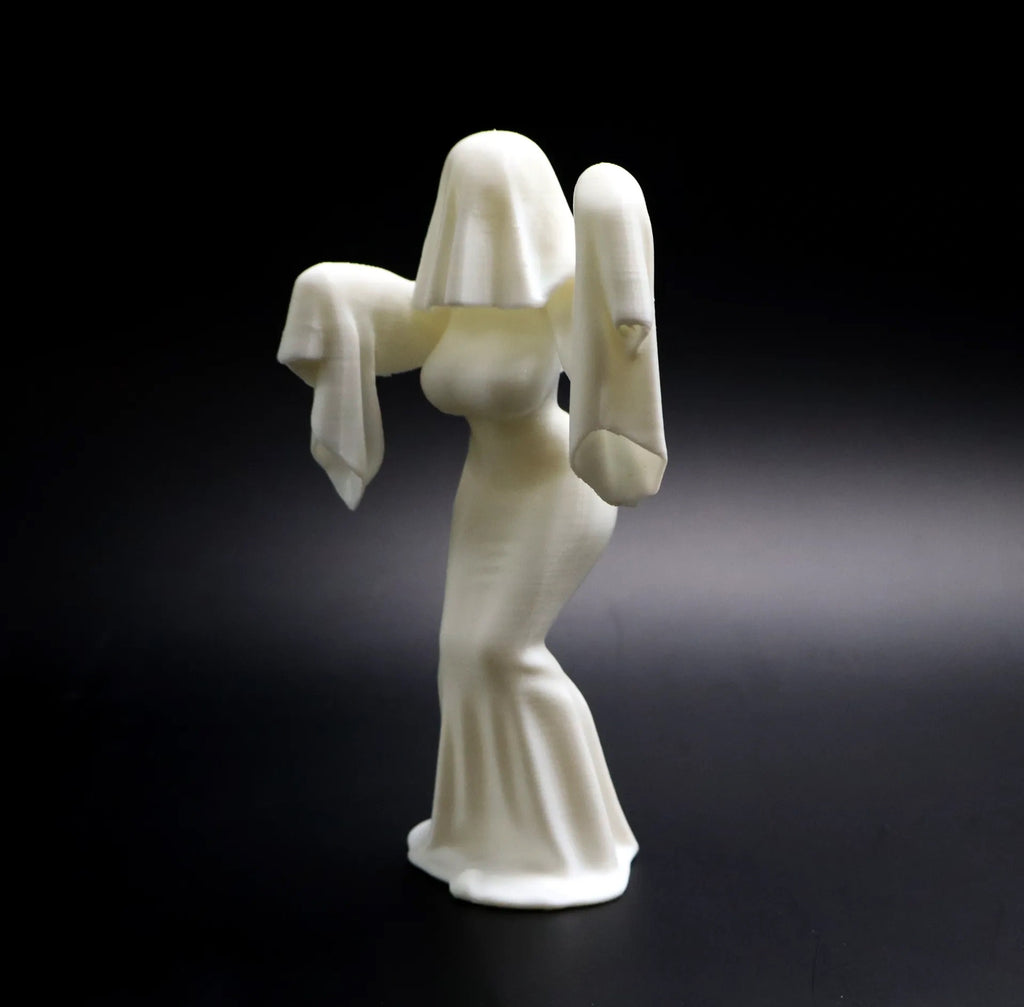 Thick ghost girl