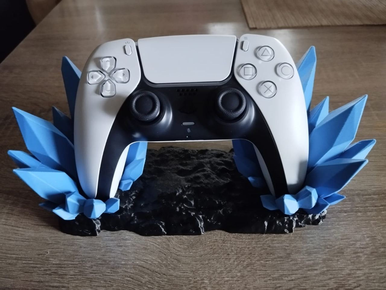 Crystal Controller Holder