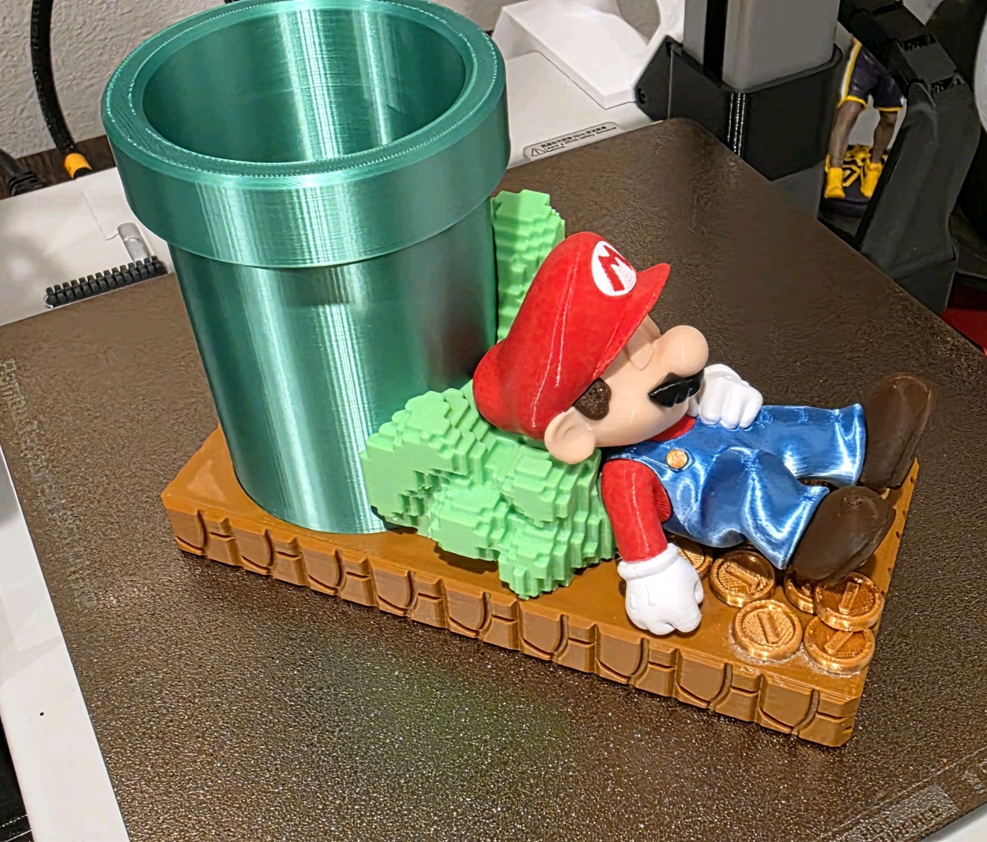Mario Pen Holder