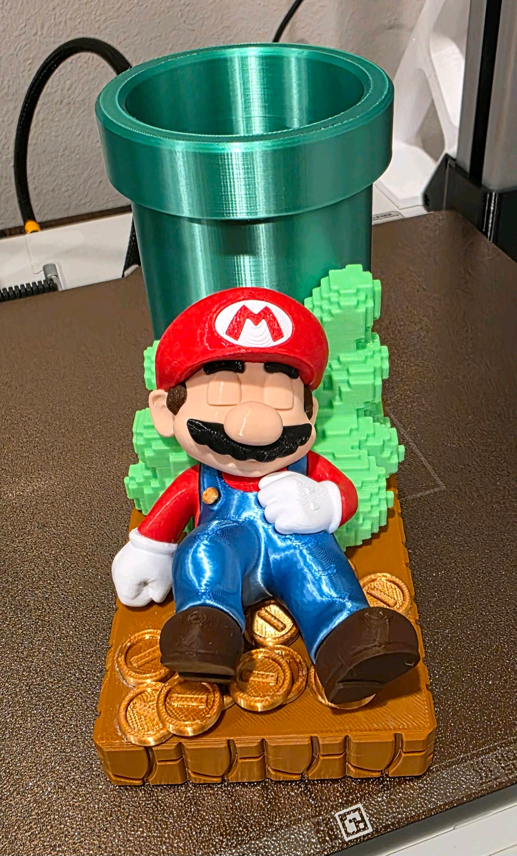 Mario Pen Holder