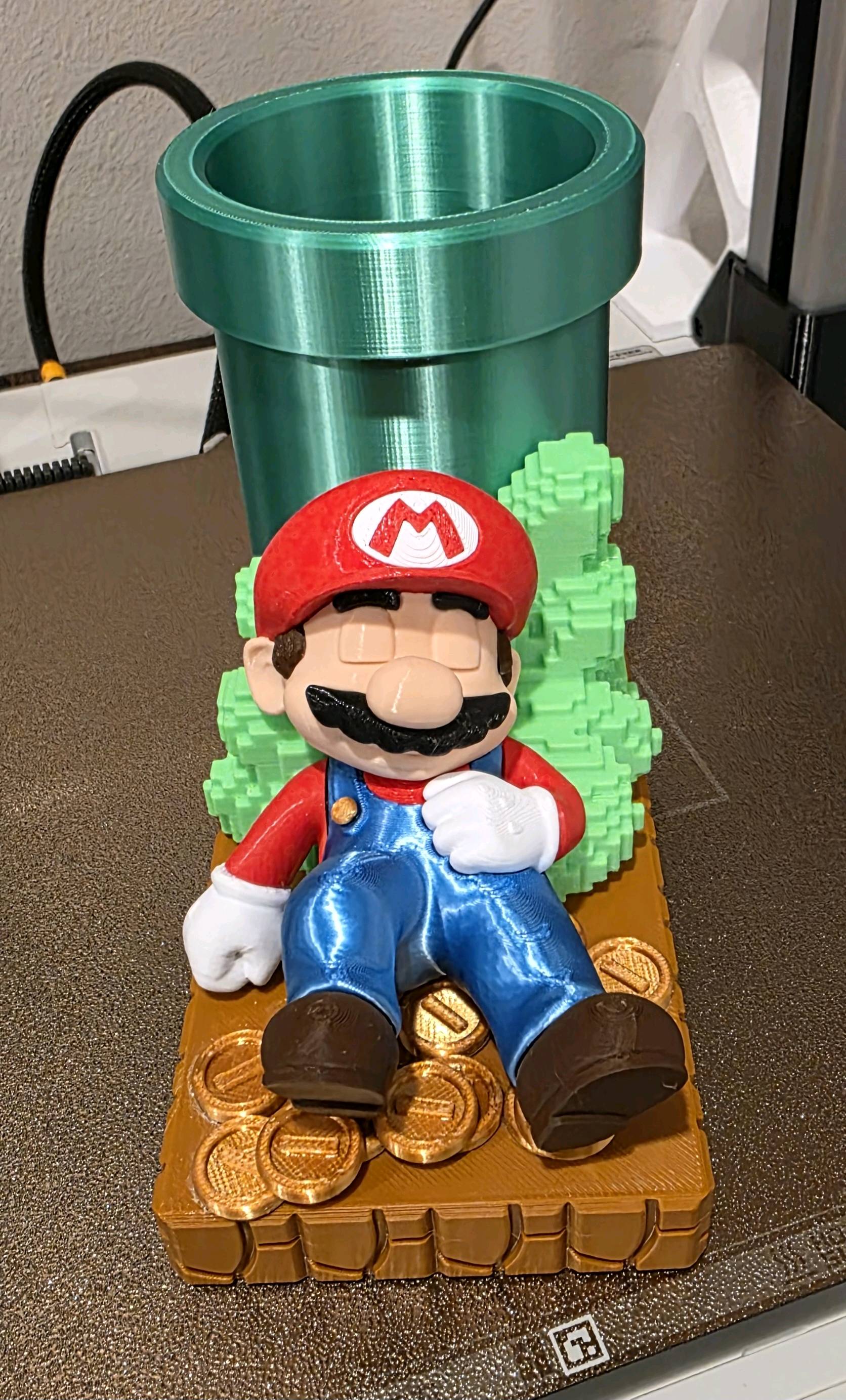 Mario Pen Holder
