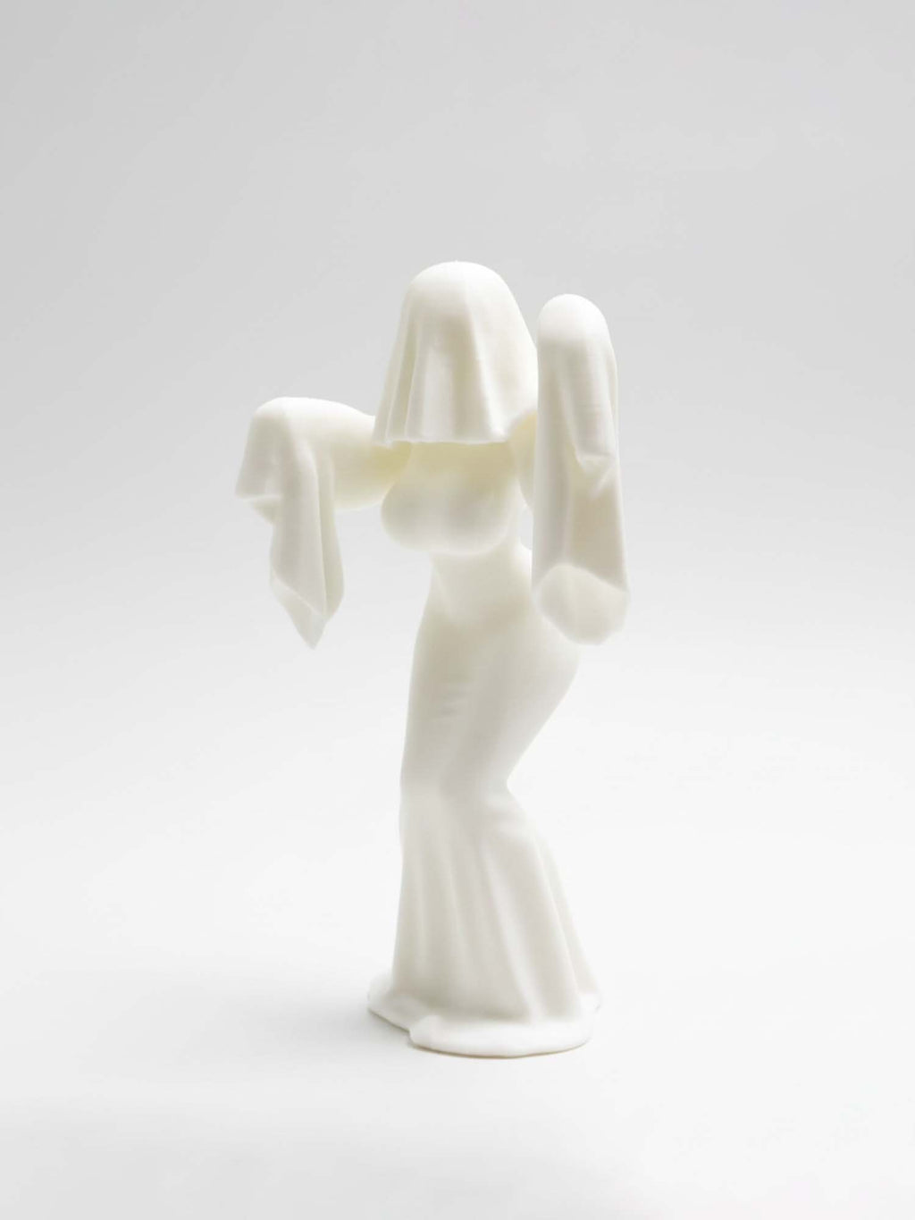 Thick ghost girl